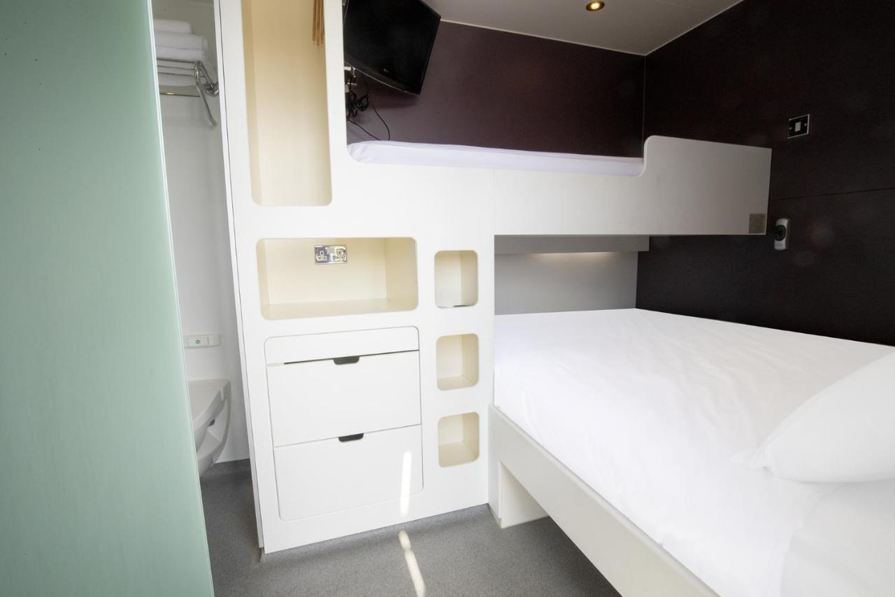 Snoozebox Canary Wharf Hotel *